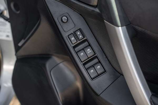 2015 Subaru Forester 2.5i-L S4