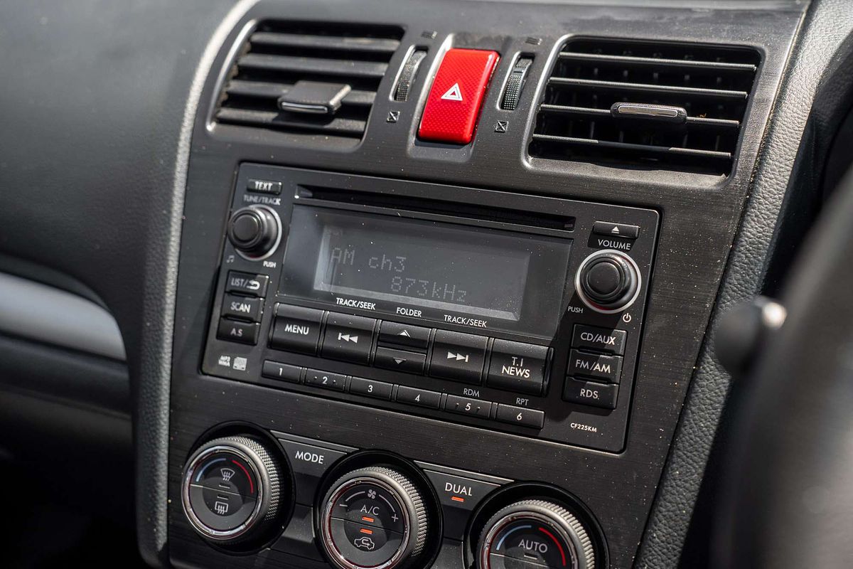 2015 Subaru Forester 2.5i-L S4