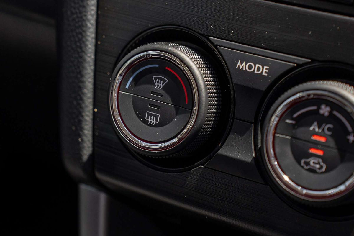 2015 Subaru Forester 2.5i-L S4