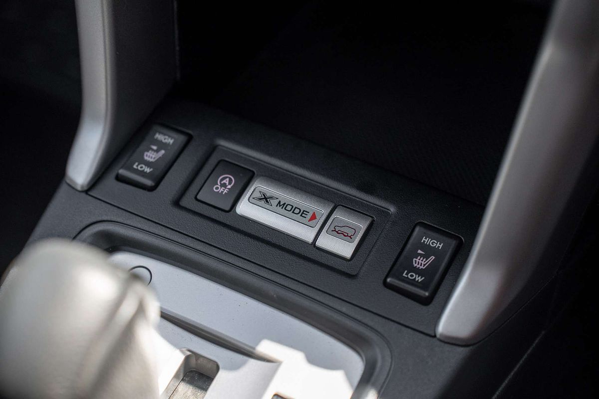 2015 Subaru Forester 2.5i-L S4