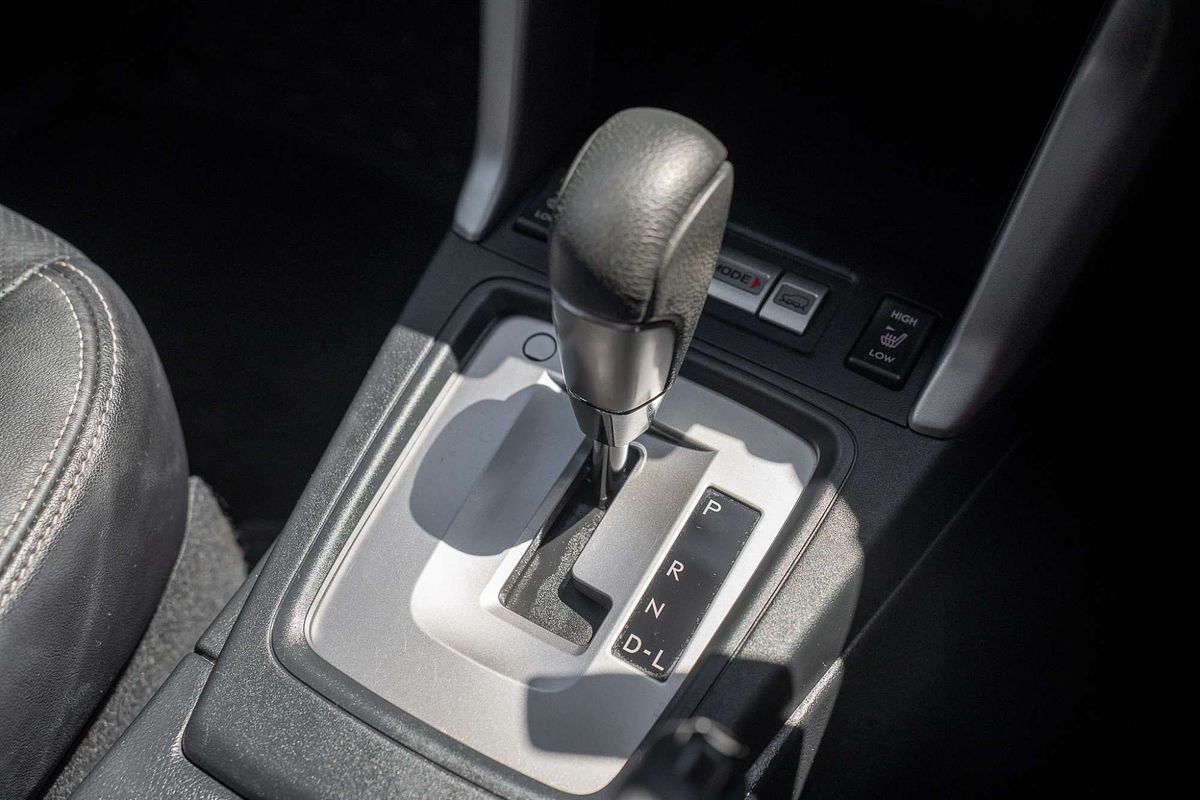 2015 Subaru Forester 2.5i-L S4