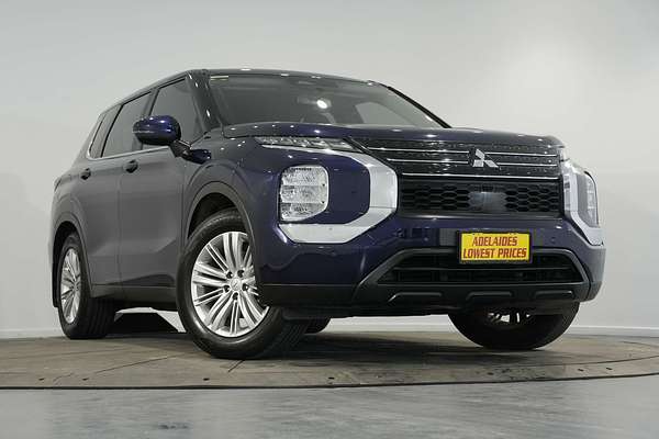 2022 Mitsubishi Outlander ES ZM