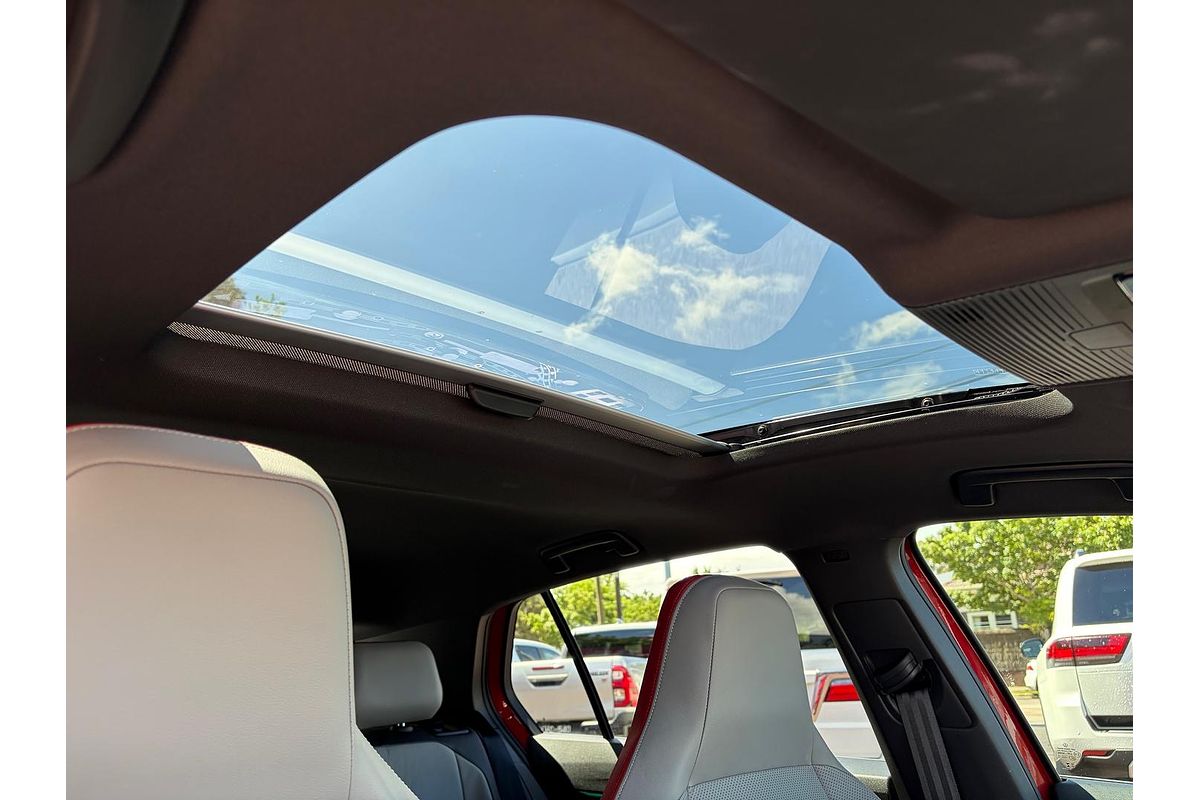 2024 Volkswagen Golf GTi MARK 8 CD MY24