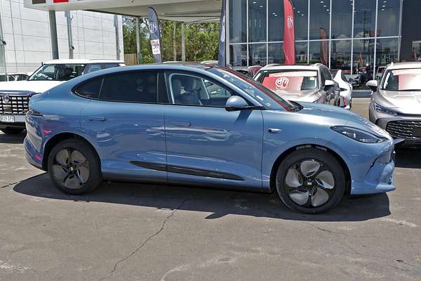 2025 MG IM6 Premium S12L