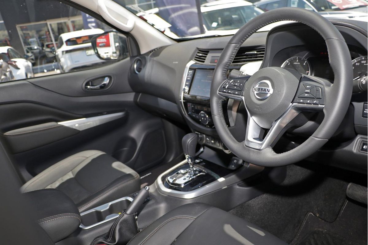 2025 Nissan Navara ST-X D23 4X4