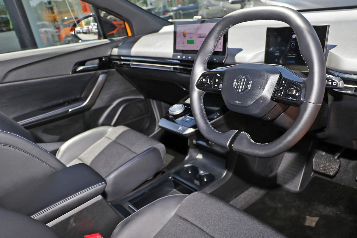 2024 MG MG4 Essence 64 MEH32