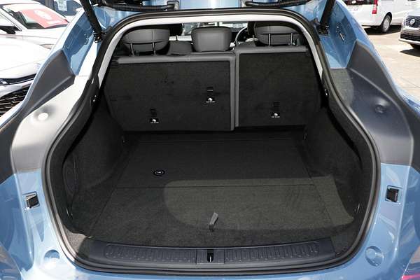 2025 MG IM6 Premium S12L