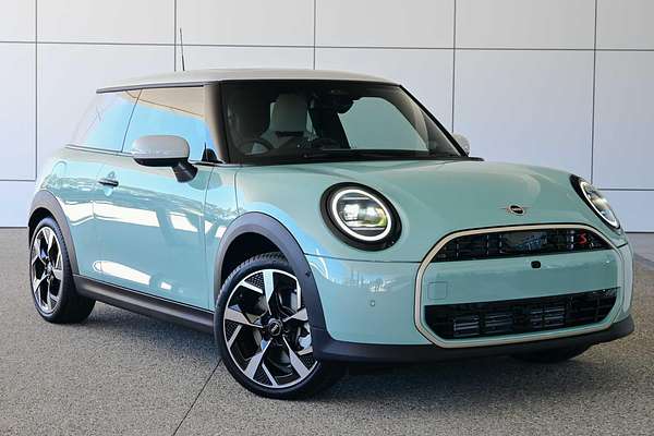 2025 MINI Cooper S Classic F66