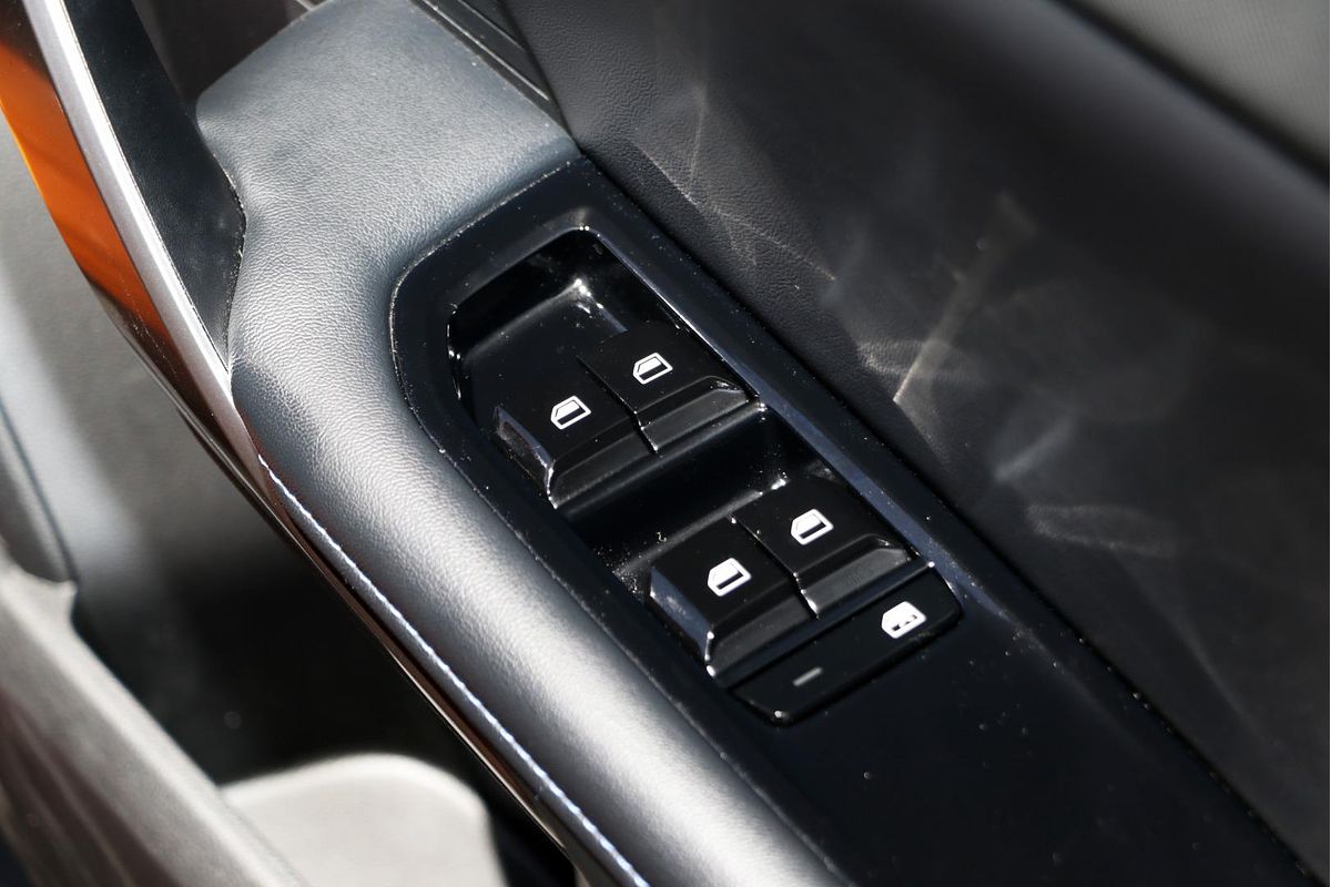 2024 MG MG4 Essence 64 MEH32