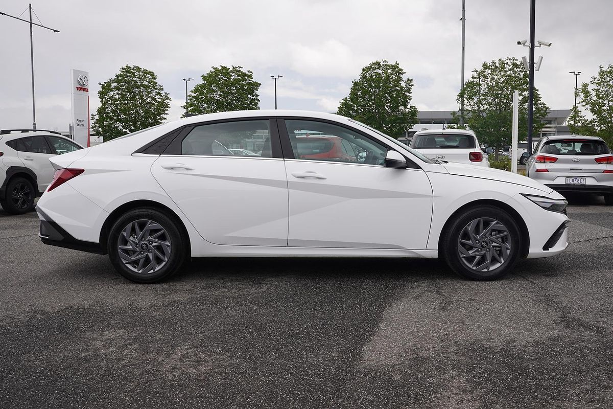 2024 Hyundai i30 Hybrid CN7.V2