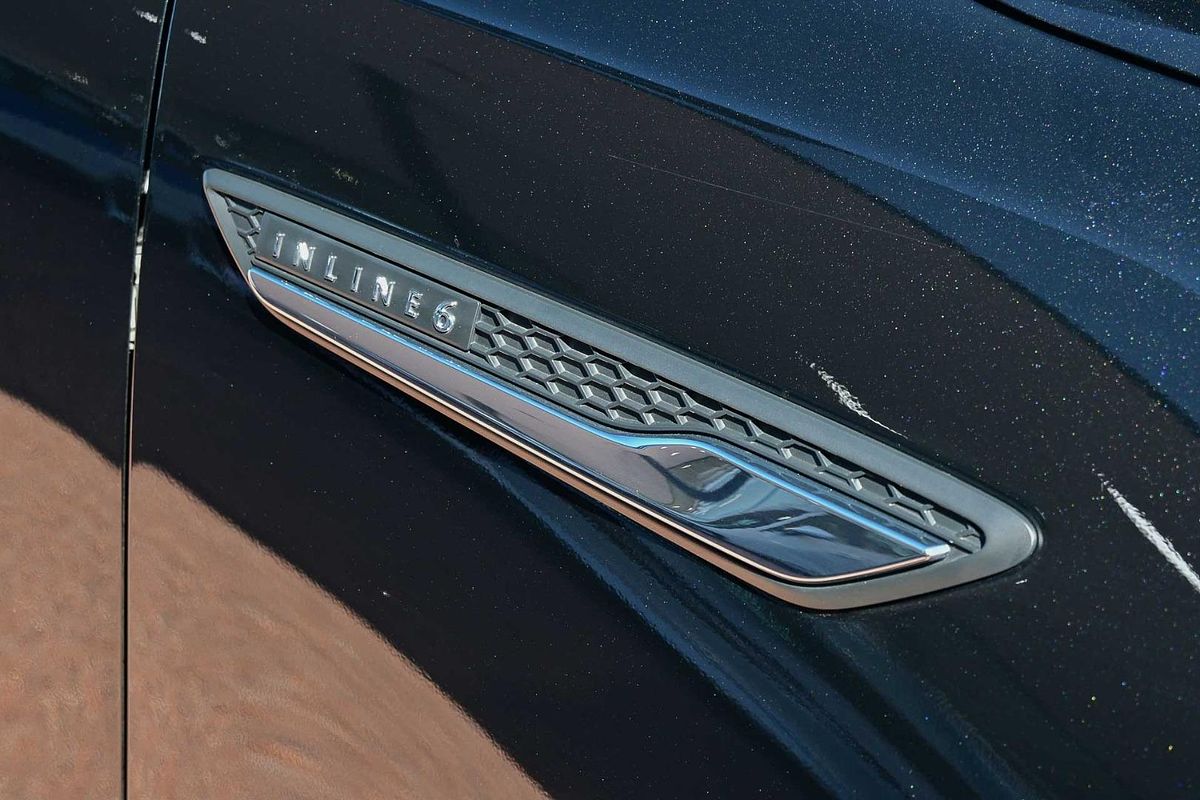 2025 Mazda CX-90 D50e Azami KK