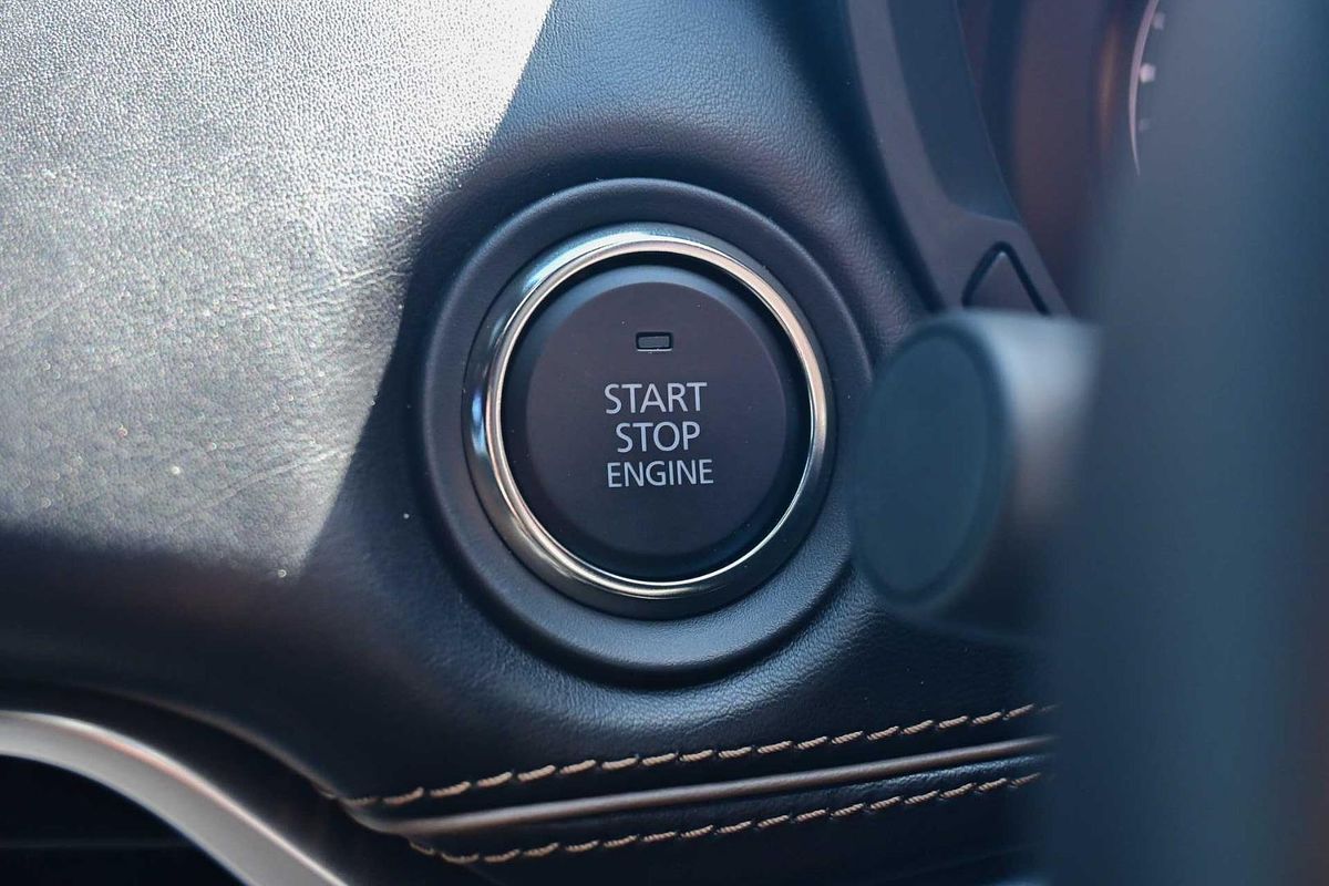 2025 Mazda CX-90 D50e Azami KK