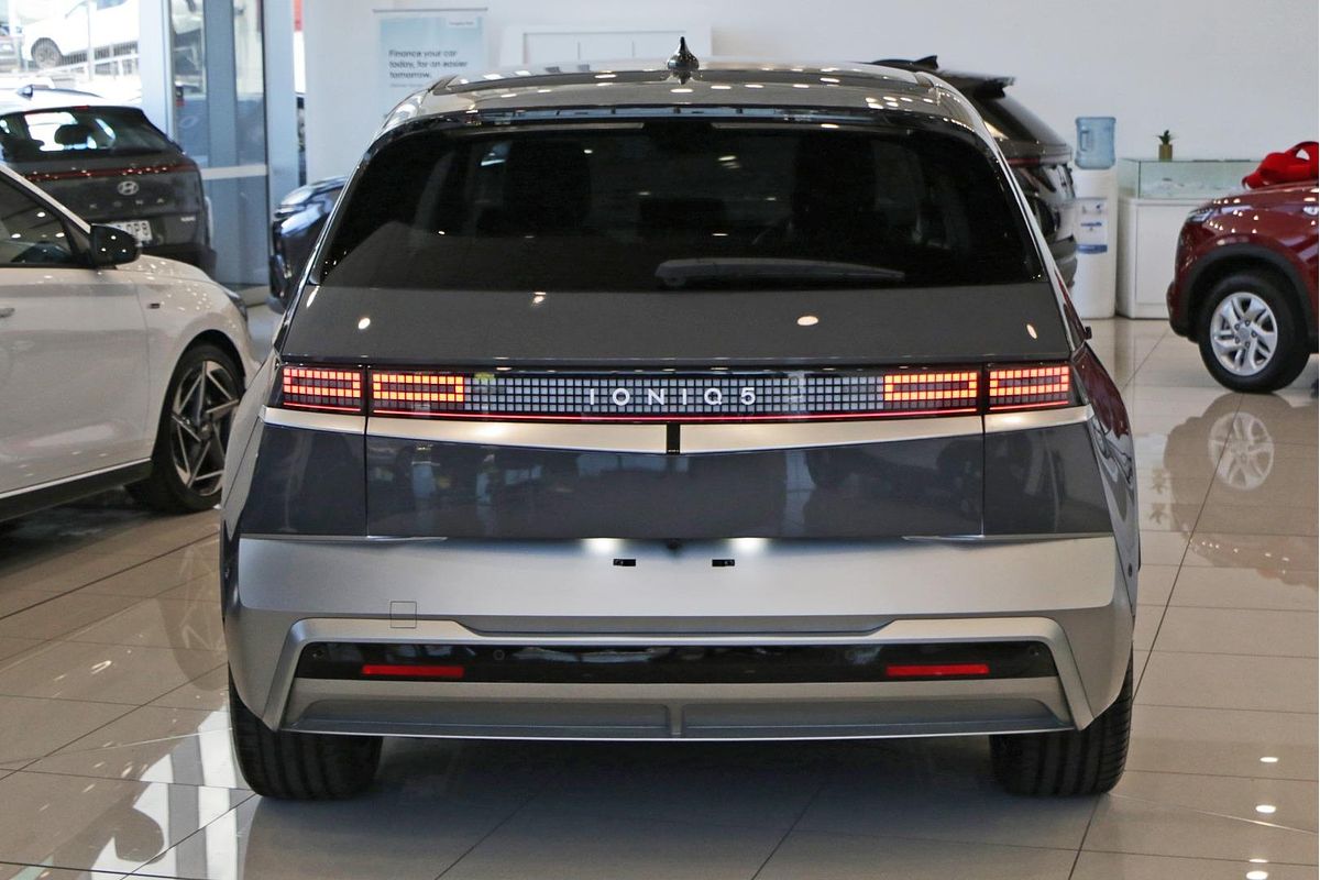 2025 Hyundai IONIQ 5 DYNAMIQ NE.V5