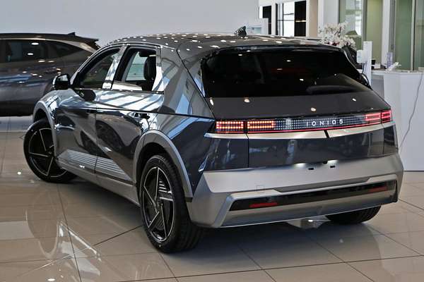 2025 Hyundai IONIQ 5 DYNAMIQ NE.V5