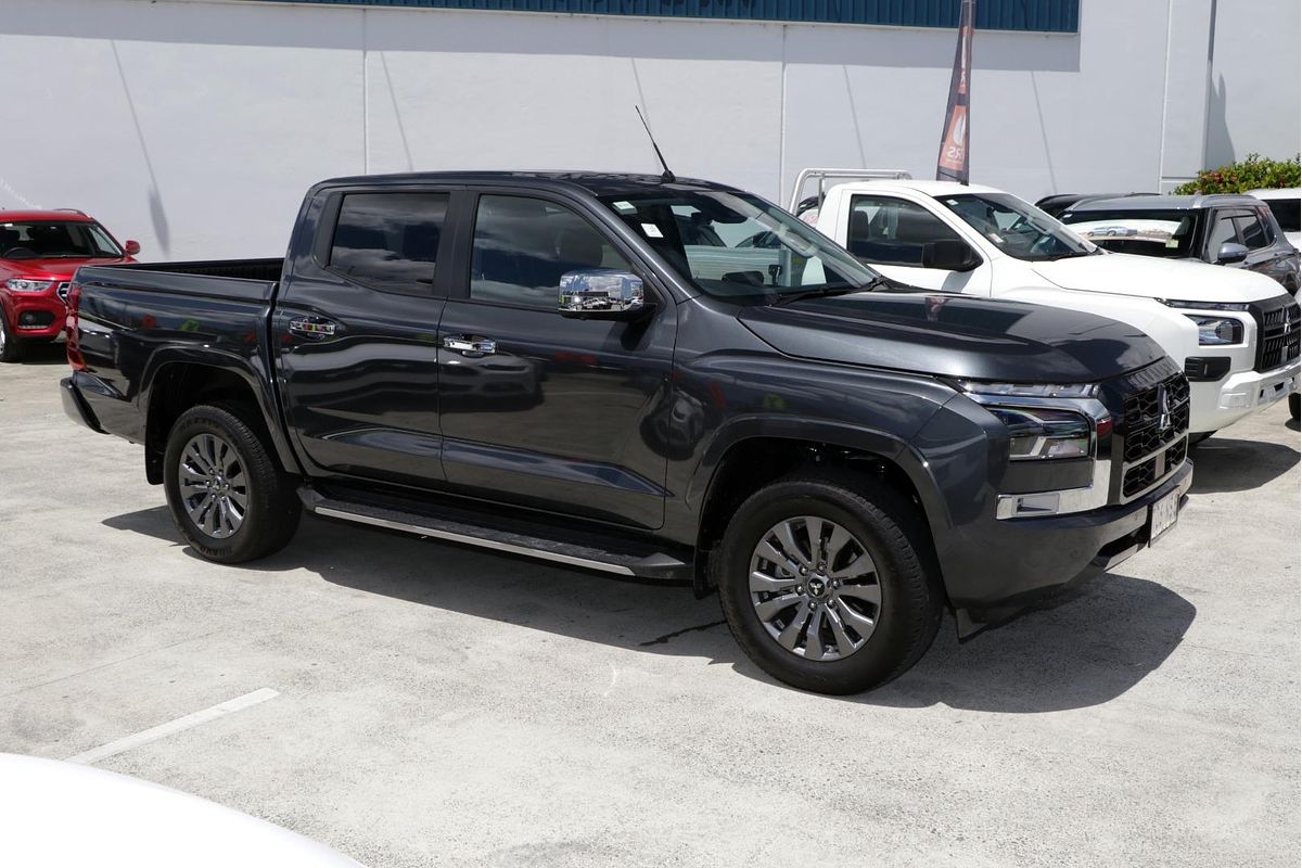 2025 Mitsubishi Triton GLS MV 4X4