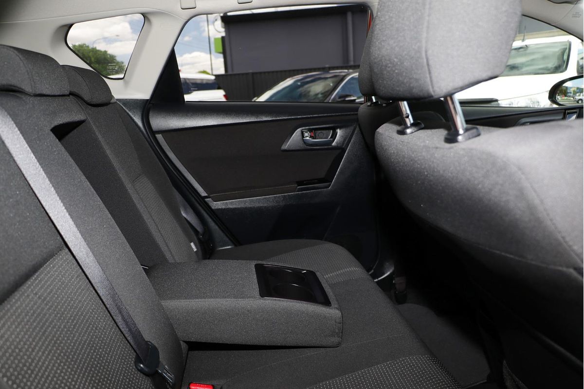 2016 Toyota Corolla Ascent Sport ZRE182R