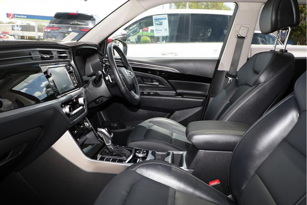 2020 SsangYong Korando Ultimate C300