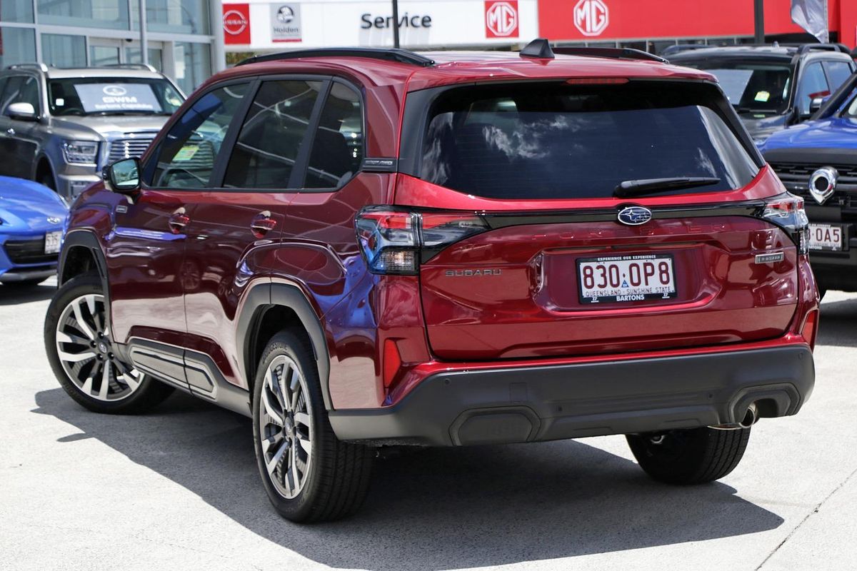 2025 Subaru Forester Hybrid Touring S6