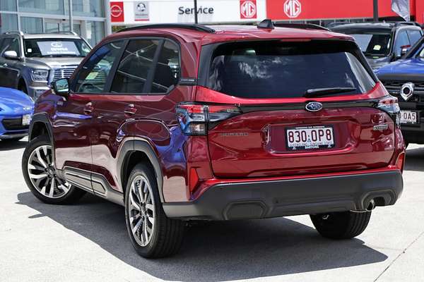 2025 Subaru Forester Hybrid Touring S6