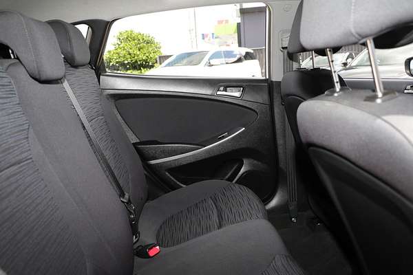 2016 Hyundai Accent Active RB4