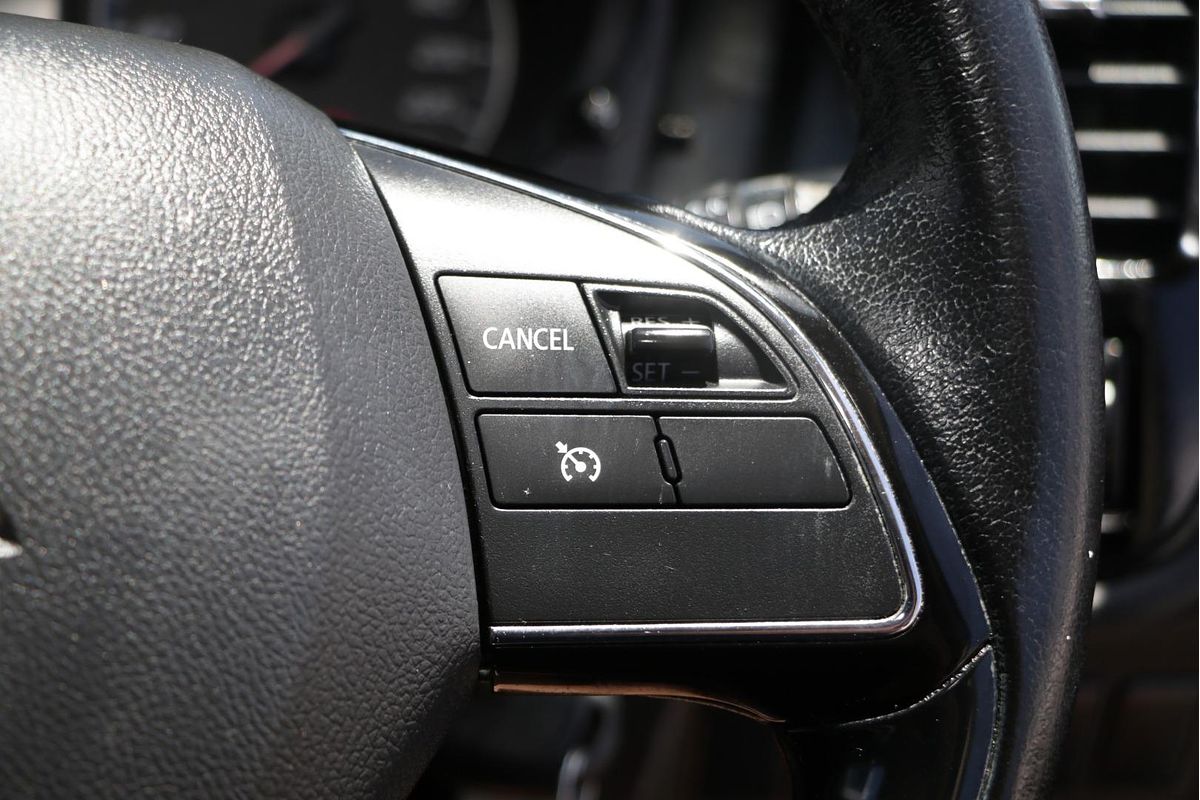 2015 Mitsubishi Outlander LS ZK