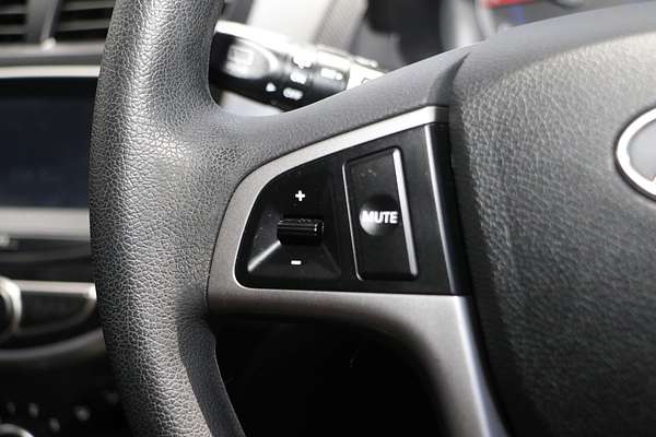 2016 Hyundai Accent Active RB4