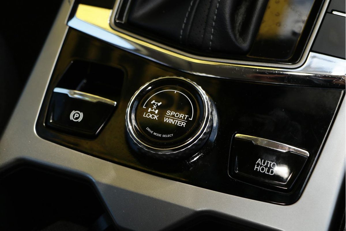 2020 SsangYong Korando Ultimate C300