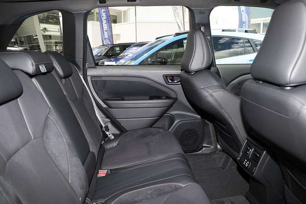 2025 Subaru Forester Hybrid Touring S6