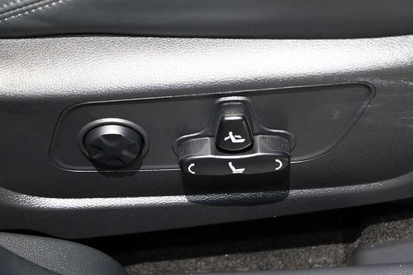 2020 SsangYong Korando Ultimate C300