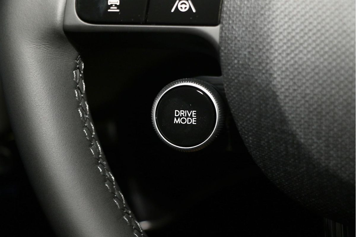 2025 Hyundai IONIQ 5 DYNAMIQ NE.V5