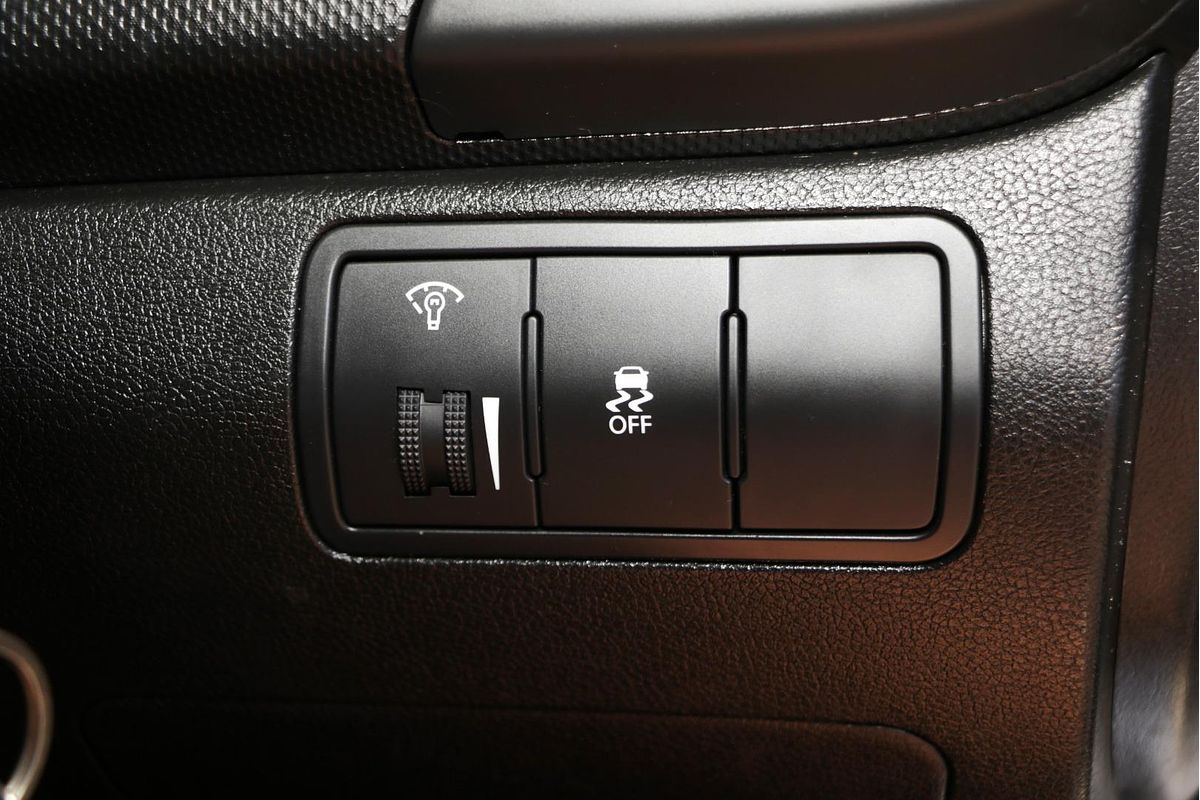 2016 Hyundai Accent Active RB4