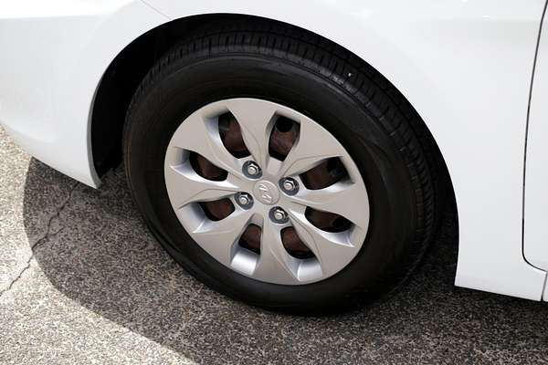 2016 Hyundai Accent Active RB4