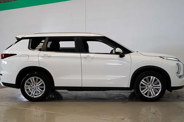 2021 Mitsubishi Outlander LS ZM