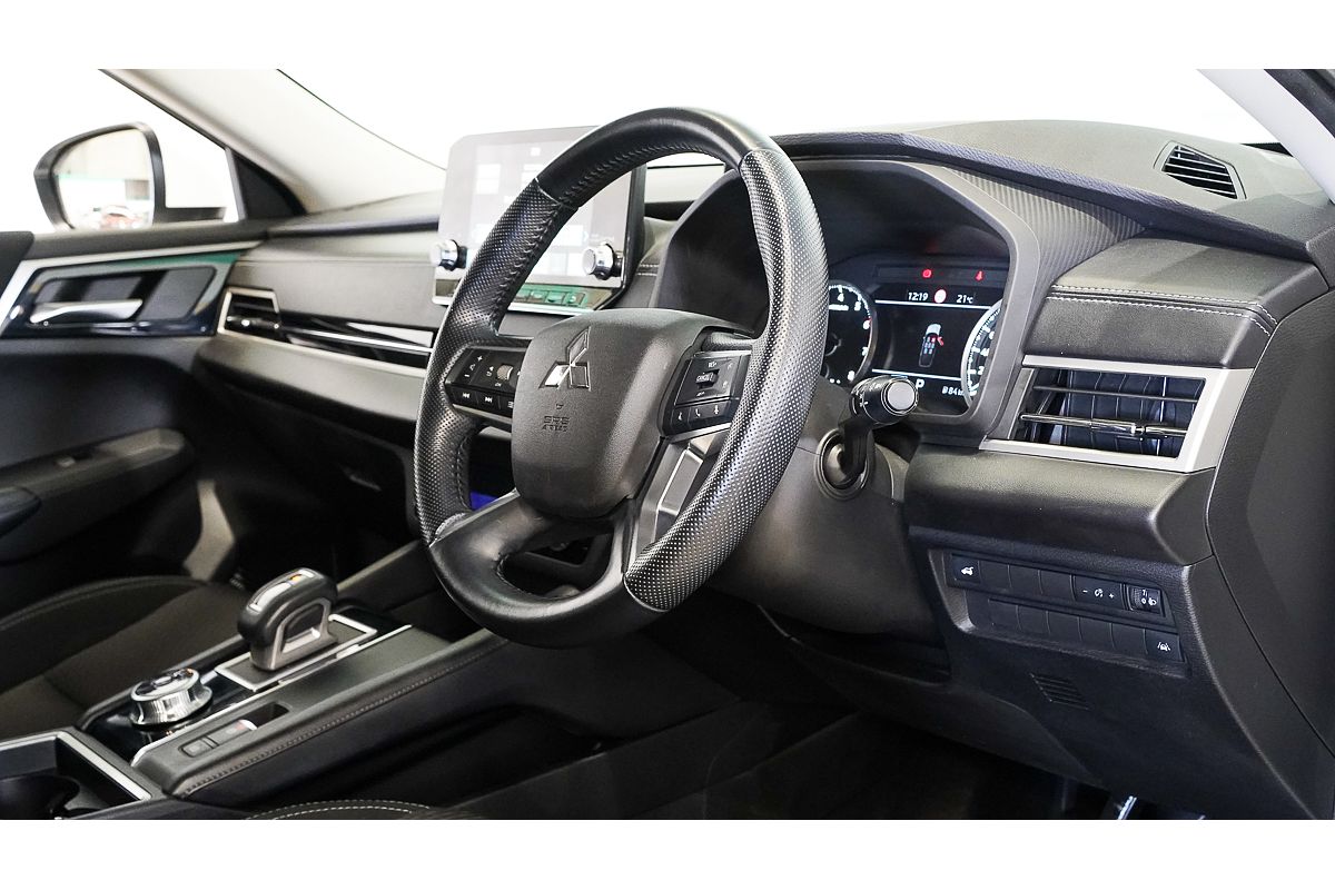 2021 Mitsubishi Outlander LS ZM