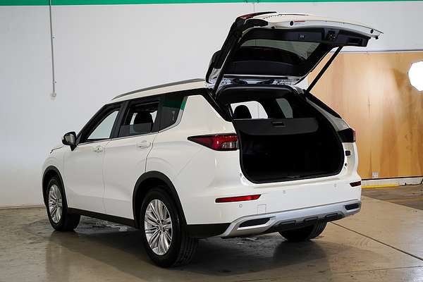 2021 Mitsubishi Outlander LS ZM