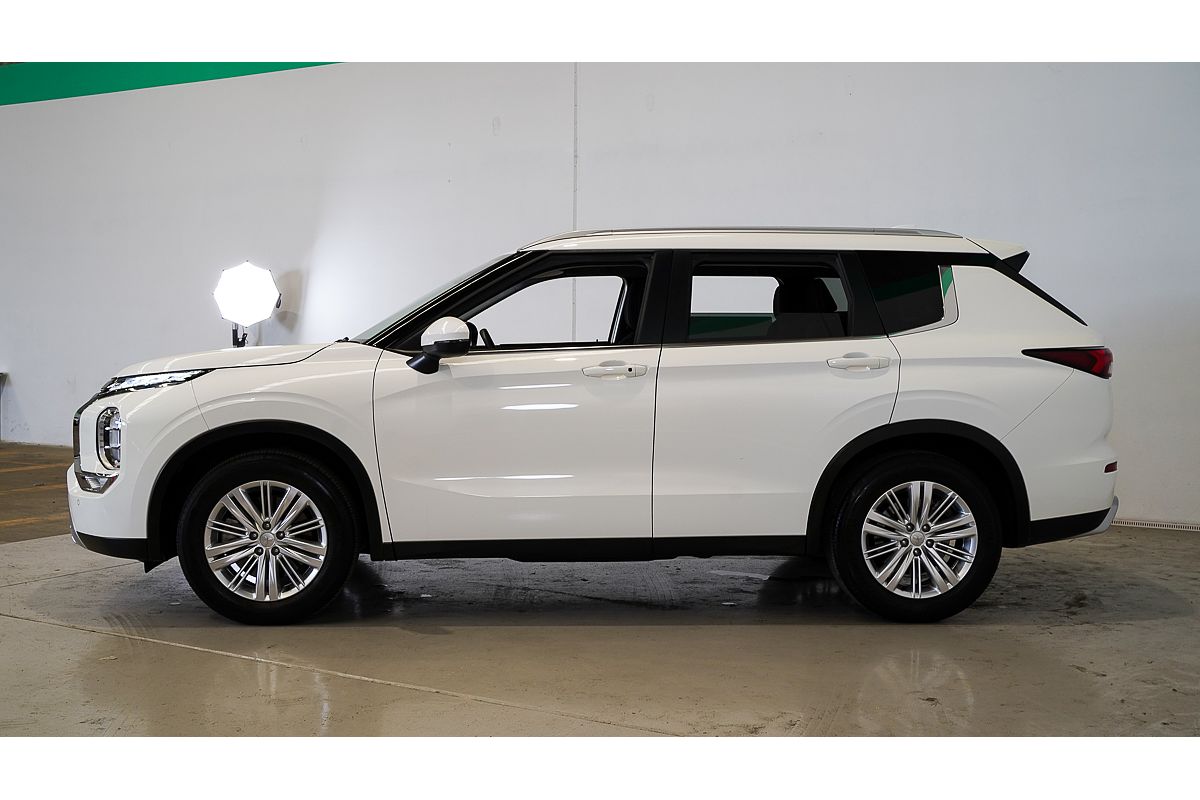 2021 Mitsubishi Outlander LS ZM