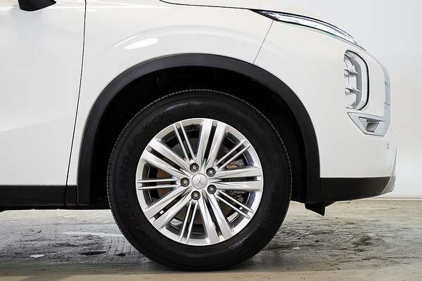 2021 Mitsubishi Outlander LS ZM