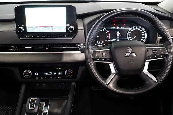 2021 Mitsubishi Outlander LS ZM