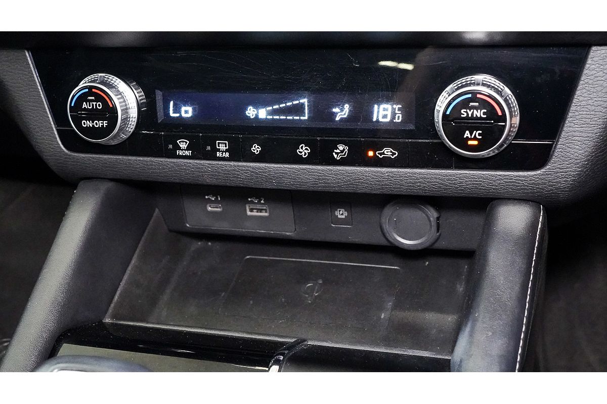 2021 Mitsubishi Outlander LS ZM