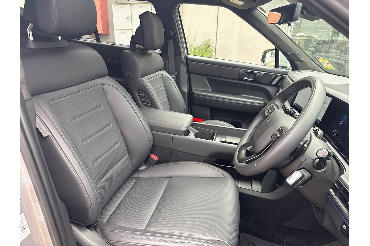 2024 Hyundai Santa Fe Hybrid Calligraphy MX5.V1