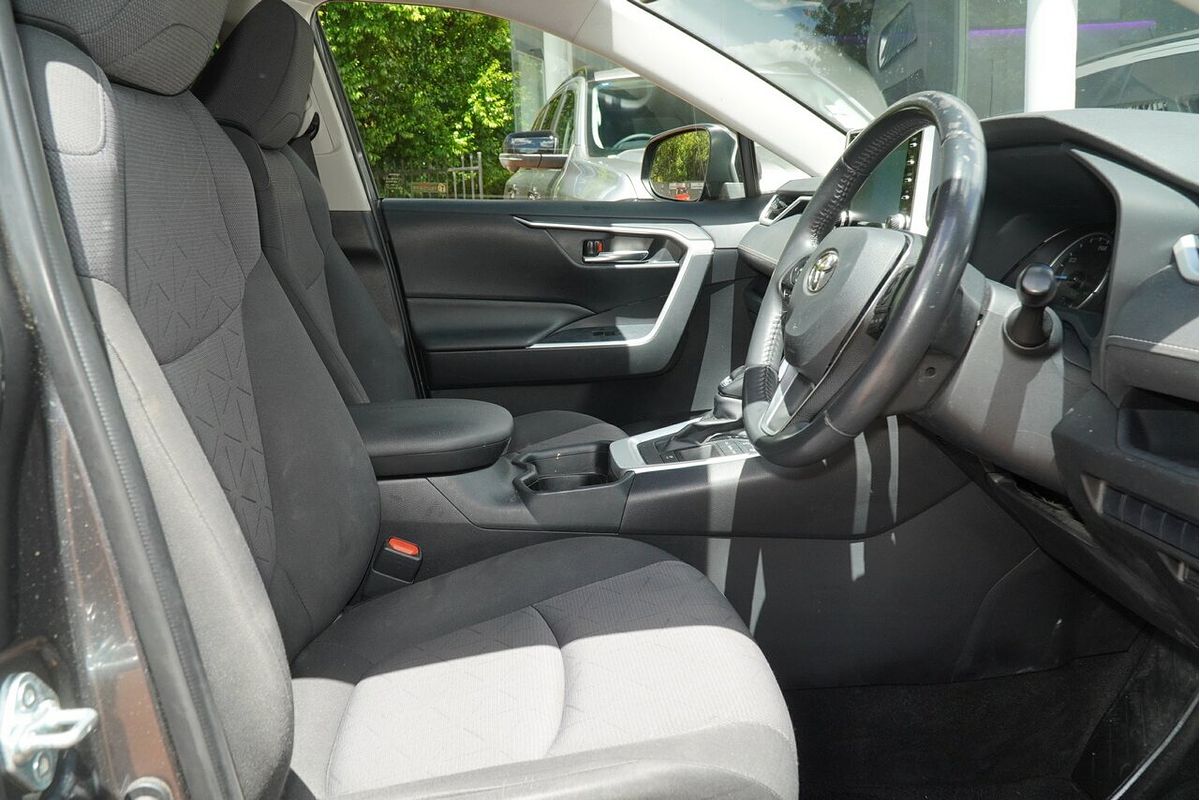 2021 Toyota RAV4 GXL AXAH52R