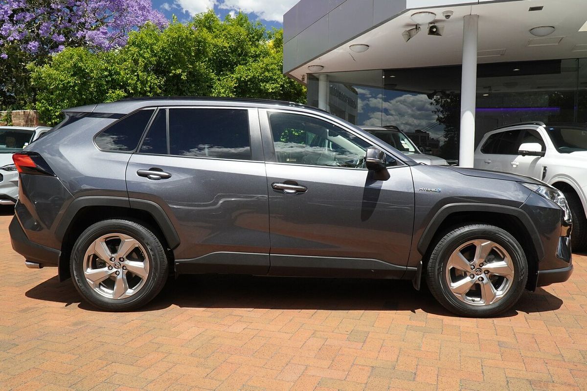 2021 Toyota RAV4 GXL AXAH52R