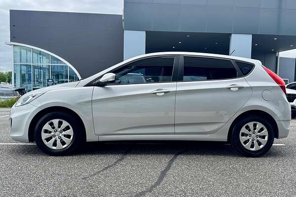 2016 Hyundai Accent Active RB3