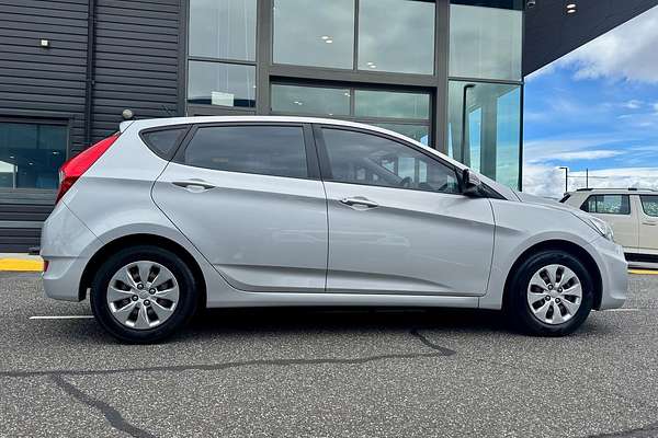 2016 Hyundai Accent Active RB3