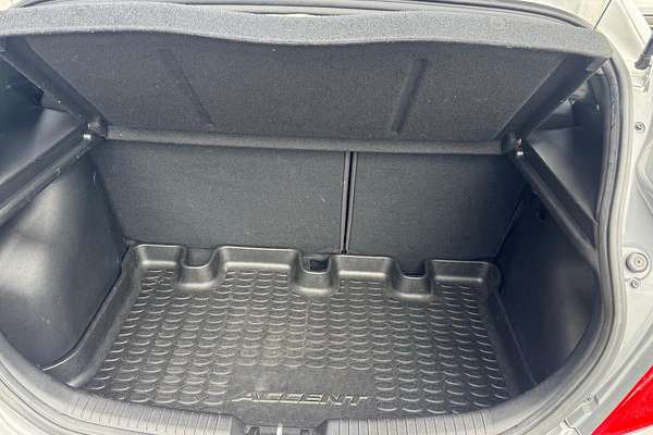 2016 Hyundai Accent Active RB3