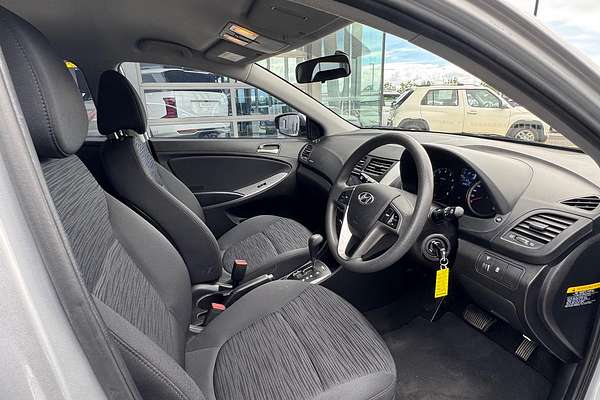 2016 Hyundai Accent Active RB3