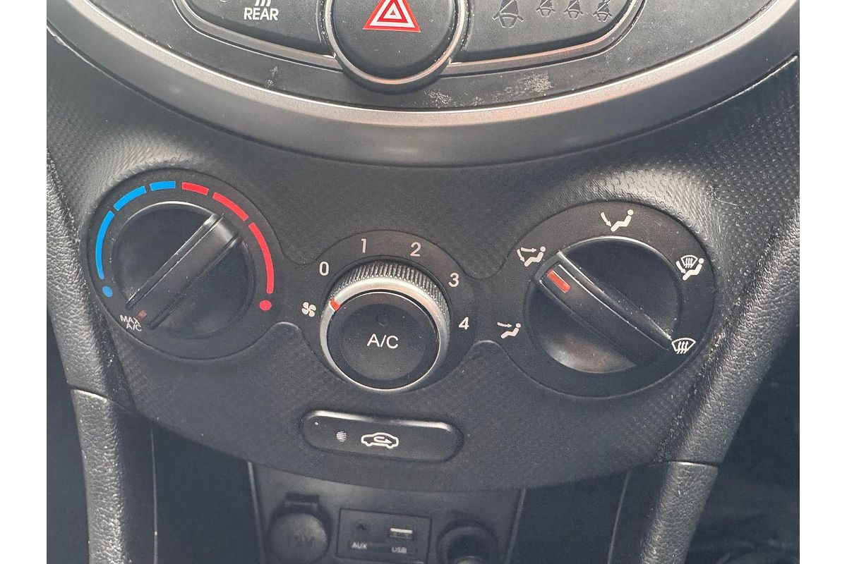 2016 Hyundai Accent Active RB3