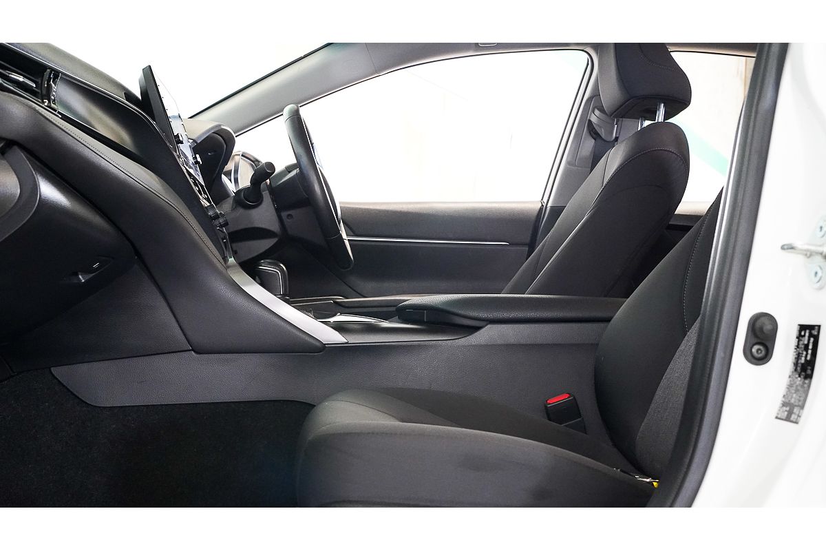 2021 Toyota Camry Ascent Sport AXVH70R