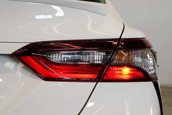 2021 Toyota Camry Ascent Sport AXVH70R