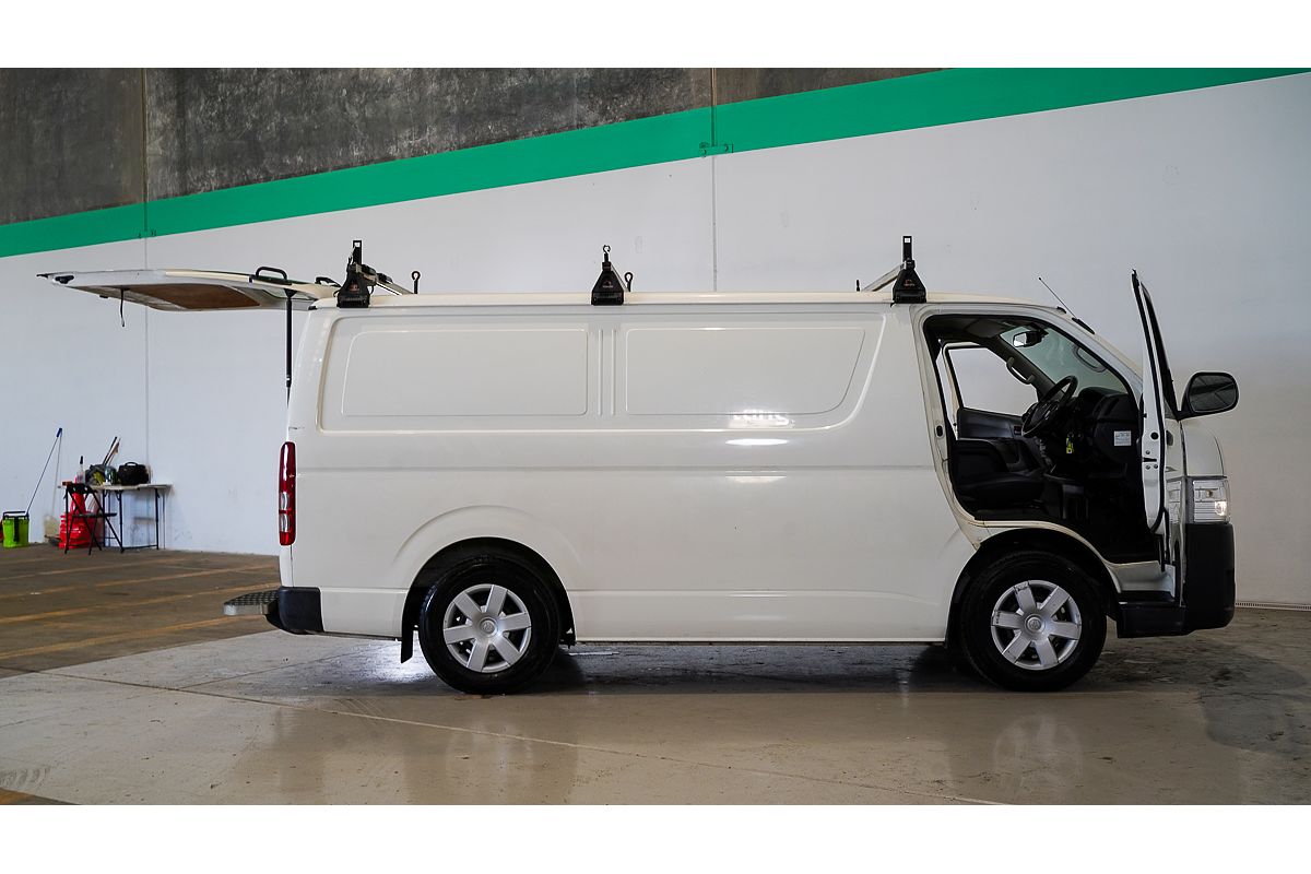 2016 Toyota Hiace TRH201R LWB